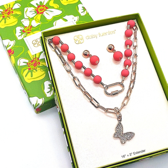 RARE DAISY FUENTES Gold Butterfly CZ Pendant Statement Necklace and earrings set - Picture 2 of 2